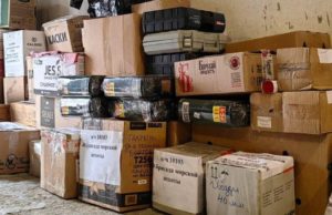 Новогоднюю посылку для бойцов собирают в Горно-Алтайске Новогоднюю посылку для бойцов собирают в Горно-Алтайске