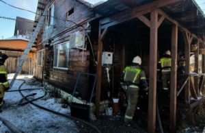 Пожар в жилом доме произошел в Горно-Алтайске
