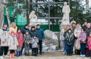 В Горно-Алтайске прошла первая семейная этно-экскурсия В Горно-Алтайске прошла первая семейная этно-экскурсия