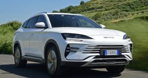 Китайские автопроизводители переходят на гибриды