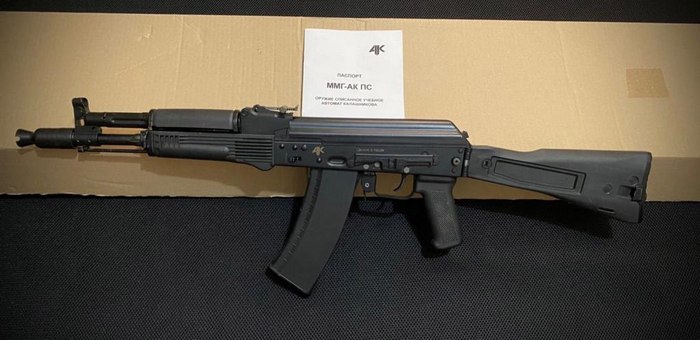 В Улаганском районе рабочий украл из школы макеты автоматов