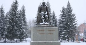 В Горно-Алтайске почтили память Григория Чорос-Гуркина