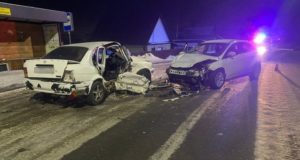 В столкновении двух иномарок в Горно-Алтайске погиб один из водителей