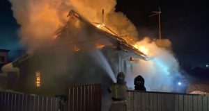 Пожар в жилом доме произошел в Майме