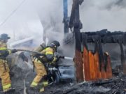 Дом и машина сгорели в Горно-Алтайске