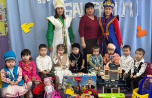 Детсады Кош-Агачского района получили новые игрушки на 1,2 млн рублей