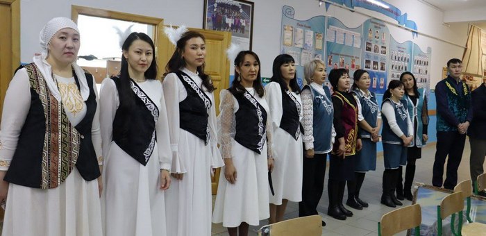 Кабинет казахского языка открыли в Теленгит-Сортогойской школе
