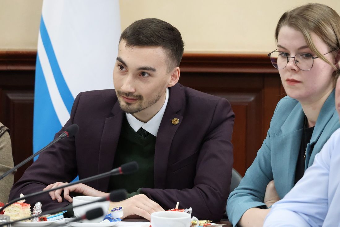 Андрей Турчак инициировал гранты в 1,5 млн рублей для молодых ученых