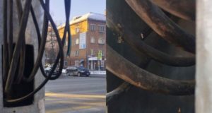 Хулиган сломал светофор в Горно-Алтайске, ущерб составил 80 тысяч