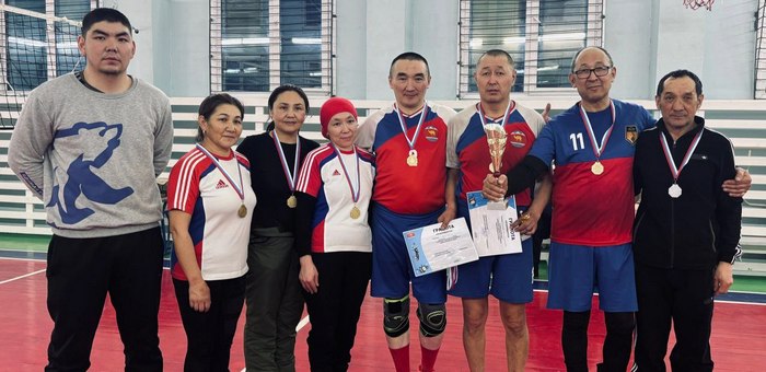 Районный турнир по волейболу среди ветеранов прошел в Ортолыке