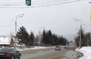 На Трактовой в Горно-Алтайске заработал светофор с кнопкой вызова для пешеходов На Трактовой в Горно-Алтайске заработал светофор с кнопкой вызова для пешеходов