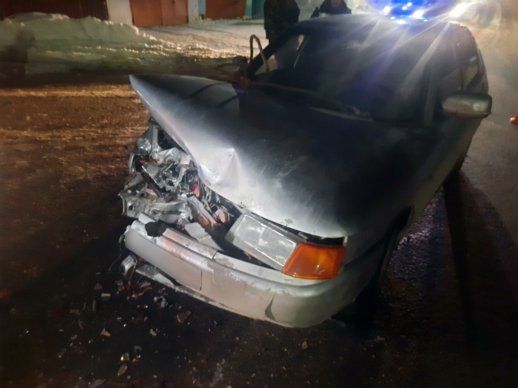 18-летний водитель пострадал в ДТП в Горно-Алтайске 