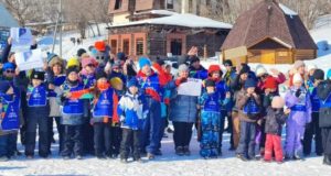 Семейные соревнования по горным лыжам прошли в Горно-Алтайске