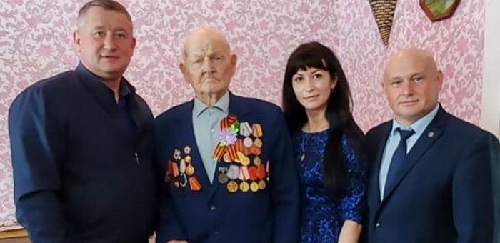 Ветеран Великой Отечественной войны Макар Иванович Вершинин отметил 98-летие