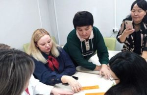 На Алтае выплату за классное руководство получают более 2 тысяч педагогов На Алтае выплату за классное руководство получают более 2 тысяч педагогов