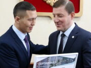 Героям России подарили трехкомнатные квартиры Героям России подарили трехкомнатные квартиры