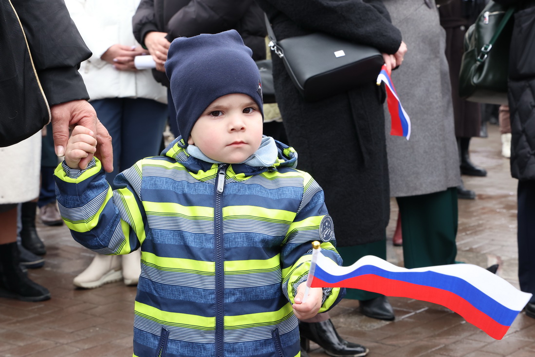 День воссоединения Крыма с Россией отметили на Алтае 