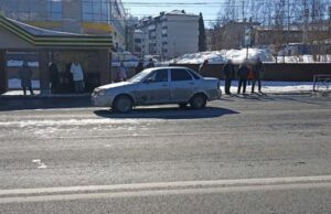 Горожанин нарушил ПДД и попал под машину