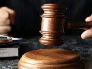 Житель Горно-Алтайска предстал перед судом за угон КамАЗа Житель Горно-Алтайска предстал перед судом за угон КамАЗа