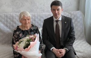 В Горно-Алтайске ветеранам войны присвоили почетное звание В Горно-Алтайске ветеранам войны присвоили почетное звание