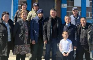 Жители Кош-Агачского района, доставлявшие гумпомощь бойцам, попали в серьезное ДТП Жители Кош-Агачского района, доставлявшие гумпомощь бойцам, попали в серьезное ДТП