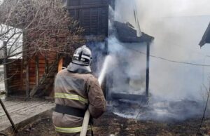 Четыре пожара произошло за сутки в республике Четыре пожара произошло за сутки на Алтае