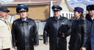 Всё плохо: прокурор проверил ход строительства важных объектов в Кош-Агаче