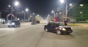 В ДТП с «Мерседесом» и «Ладой» в Горно-Алтайске пострадала молодая женщина В ДТП с «Мерседесом» и «Ладой» в Горно-Алтайске пострадала молодая женщина