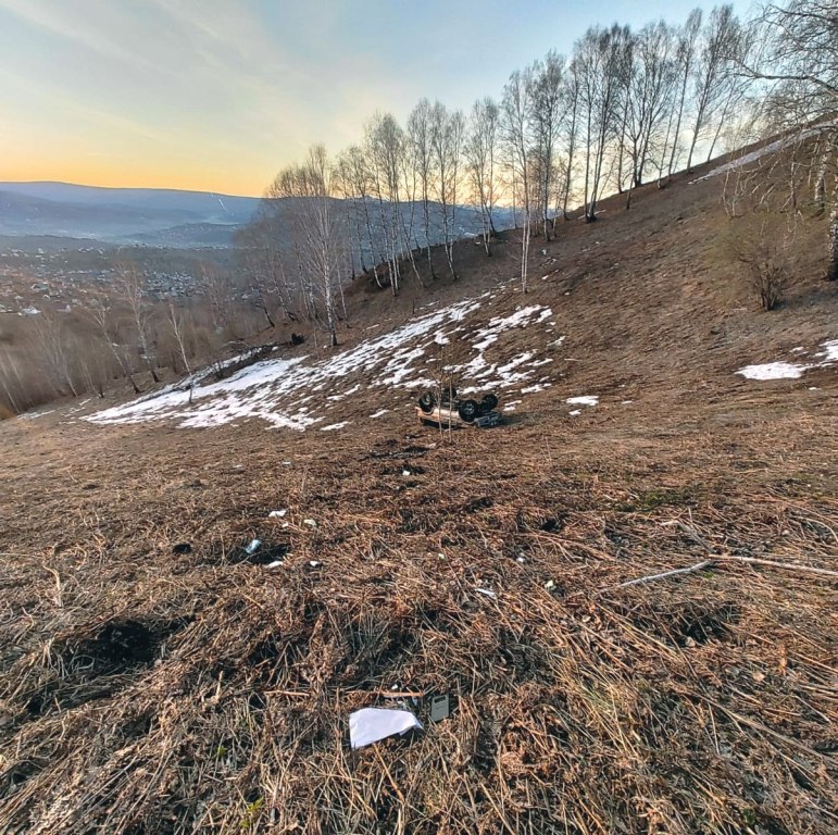 В страшном ДТП в Горно-Алтайске погибла женщина, пострадали трое детей