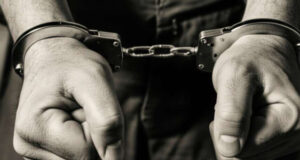 Житель Турочака ударил полицейского и отправился в колонию строгого режима Житель Турочака ударил полицейского и отправился в колонию строгого режима