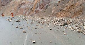 В Улаганском районе произошел камнепад