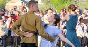 Акция «Синий платочек Победы» прошла на Алтае