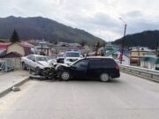 В Усть-Кане нетрезвый водитель устроил ДТП с пострадавшими В Усть-Кане молодой водитель устроил пьяное ДТП с пострадавшими