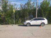 Ребенок выбежал на дорогу и попал под колеса иномарки в Горно-Алтайске
