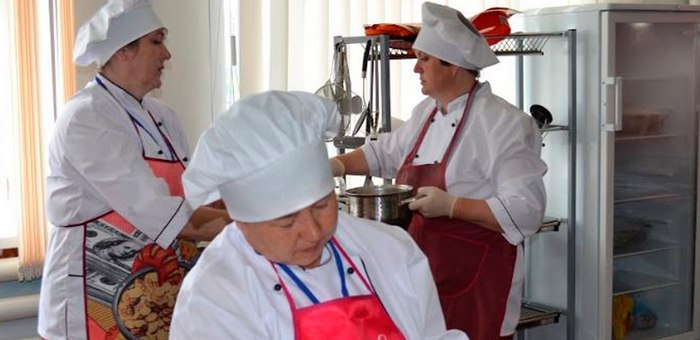 Лучшую школьную столовую выбрали на Алтае
