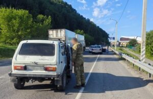 В столкновении трех автомобилей в Майме пострадала пенсионерка В столкновении трех автомобилей в Майме пострадала пенсионерка