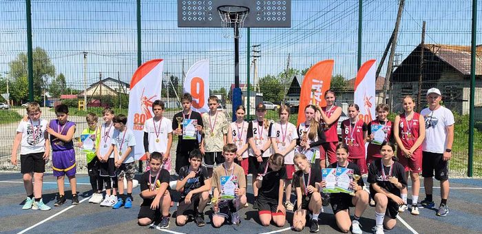 Новую спортплощадку открыли в Майме