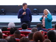 «Никто наши районы и села не режет»: Андрей Турчак в Усть-Кане встретился с жителями