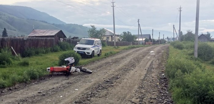 Пьяный мотоциклист впал в кому после ДТП в Усть-Коксе