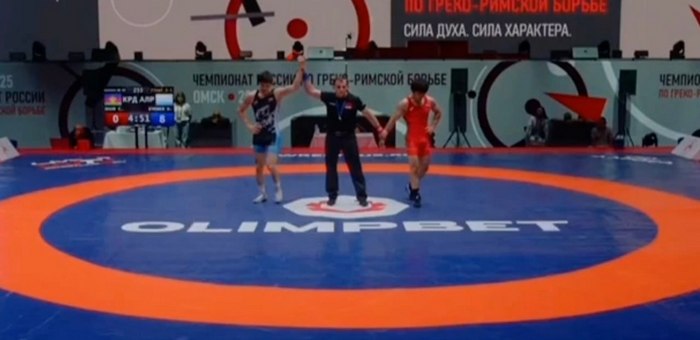 Баатыр Ечешев стал бронзовым призером чемпионата России по греко-римской борьбе