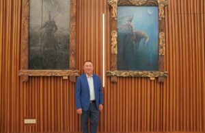 На курорте «Манжерок» открылась выставка художника Ерболата Нуриманова