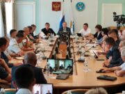 Андрей Турчак представил депутатам поправки в закон о местном самоуправлении Андрей Турчак внес поправки в закон о муниципальной реформе