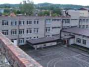 Гимназию №3 отремонтируют до конца лета Гимназию №3 отремонтируют до конца лета