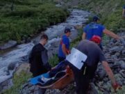Для спасения пострадавшей туристки потребовался вертолет Для спасения пострадавшей туристки потребовался вертолет