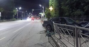 Пьяный мужчина устроил ДТП в Горно-Алтайске, пострадал ребенок Пьяный мужчина устроил ДТП в Горно-Алтайске, пострадал ребенок