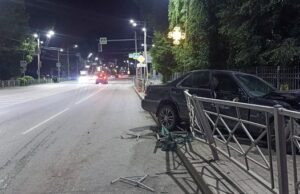 Пьяный мужчина устроил ДТП в Горно-Алтайске, пострадал ребенок Пьяный мужчина устроил ДТП в Горно-Алтайске, пострадал ребенок