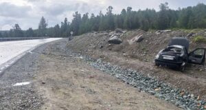 «Лада Приора» улетела в кювет в Улаганском районе, пострадал водитель «Лада Приора» улетела в кювет в Улаганском районе, пострадал водитель