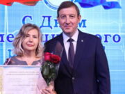 Медиков поздравили с профессиональным праздником Медиков региона поздравили с профессиональным праздником