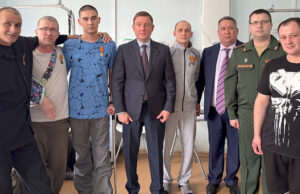 Глава республики вручил медали участникам СВО в московском госпитале Глава республики вручил медали участникам СВО в московском госпитале