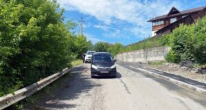 В Горно-Алтайске женщина на иномарке сбила 10-летнюю девочку В Горно-Алтайске женщина на иномарке сбила 10-летнюю девочку